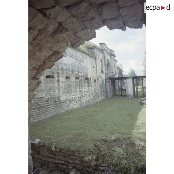 Fort de Condé, carrière de Froidmont, sortie chorale. [légende d'origine]