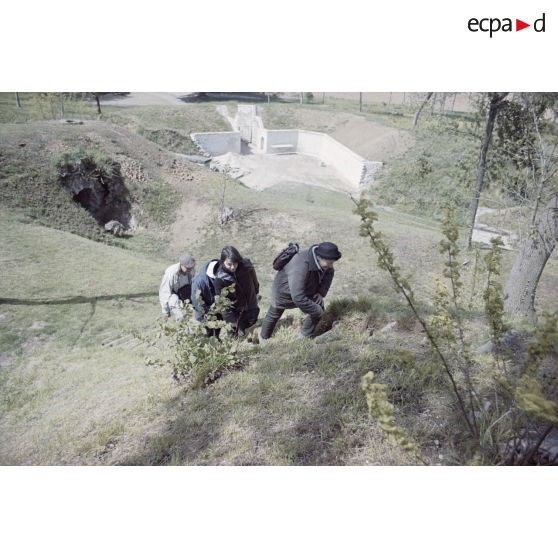 Fort de Condé, carrière de Froidmont, sortie chorale. [légende d'origine]