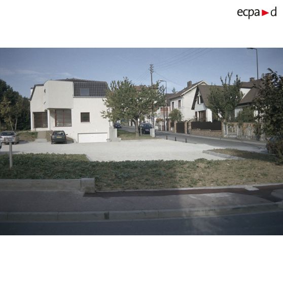 Nouvelle maison paroissiale Saint Maxime d'Antony. [légende d'origine]