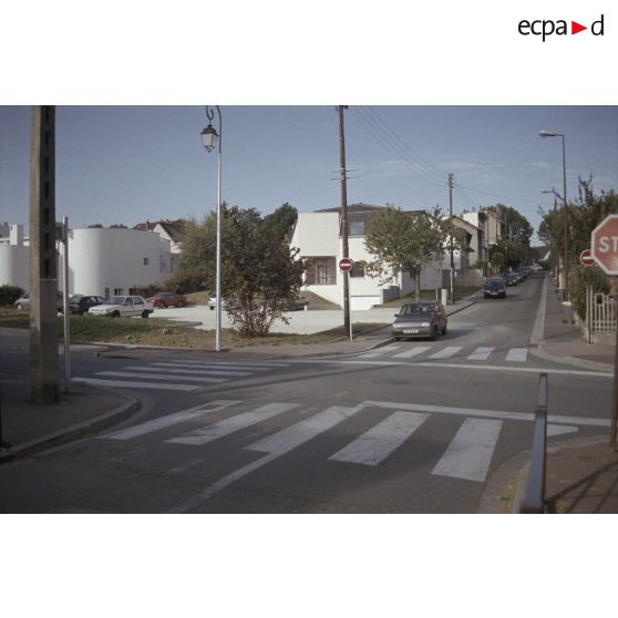 Nouvelle maison paroissiale Saint Maxime d'Antony. [légende d'origine]