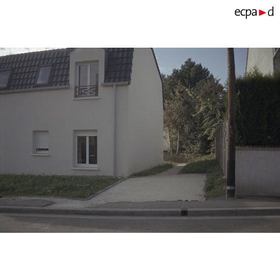 Nouvelle maison paroissiale Saint Maxime d'Antony. [légende d'origine]