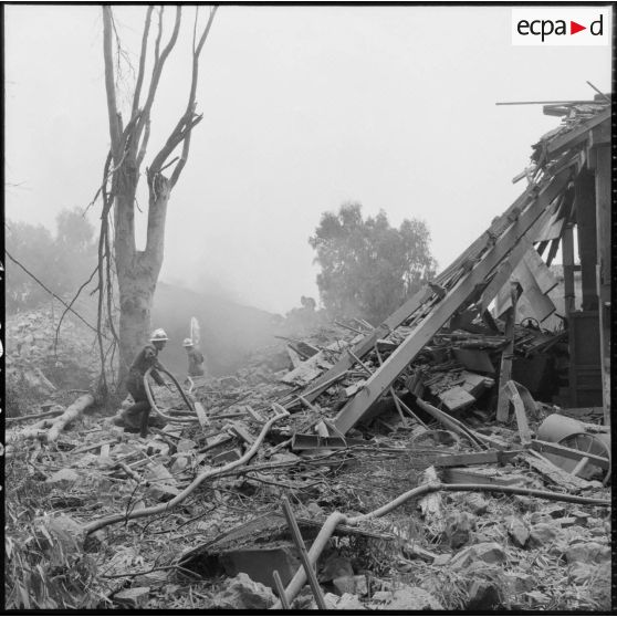 Explosion dans une soute à munitions de récupération au service des munitions de l'établissement régional du Matériel (ERM) d'Alger.