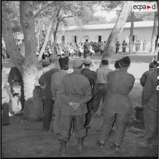 Hussein Dey. Camp du Lido. Les réservistes fêtent le Mouloud.