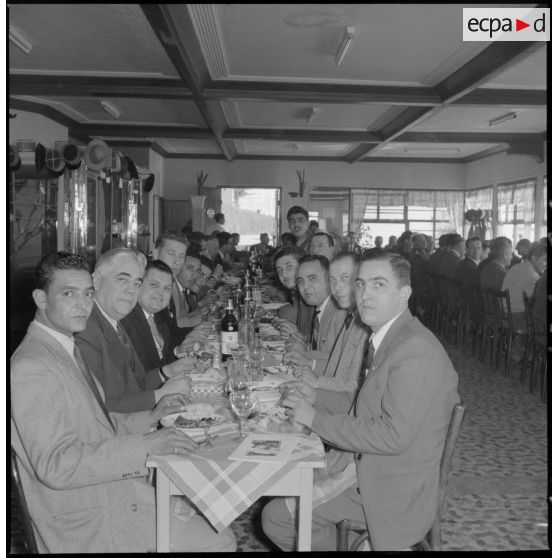 Banquet à Laperouse à l'occasion de la Saint-Eloi, patron des mécaniciens.