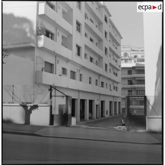 Vue de nouveaux logements du quartier de la Rampe Vallée à Alger.