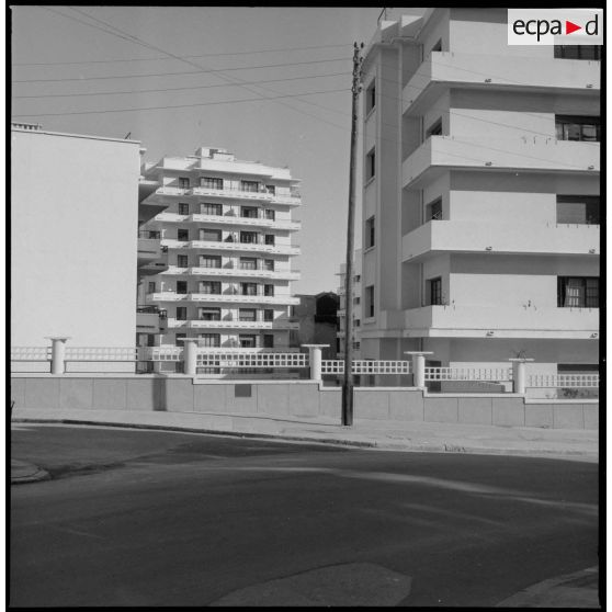 Vue de nouveaux logements du quartier de la Rampe Vallée à Alger.