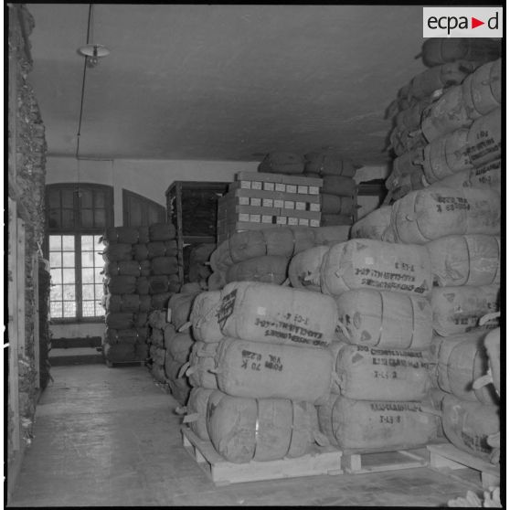 Etat des lieux des services de l' intendance : magasin d'habillement à Alger, situé au 32, rue Malakoff.