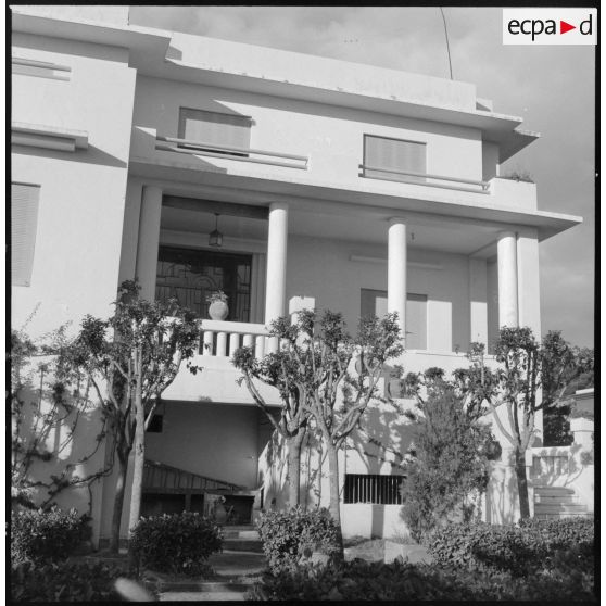 Vue extérieure de la Villa Dar El Alia à Alger.