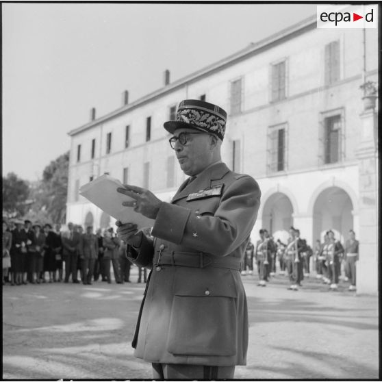 Eloge funèbre pour le colonel Cerruti.