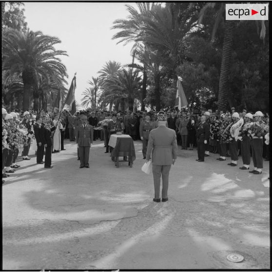 Hommage au colonel Cerruti.