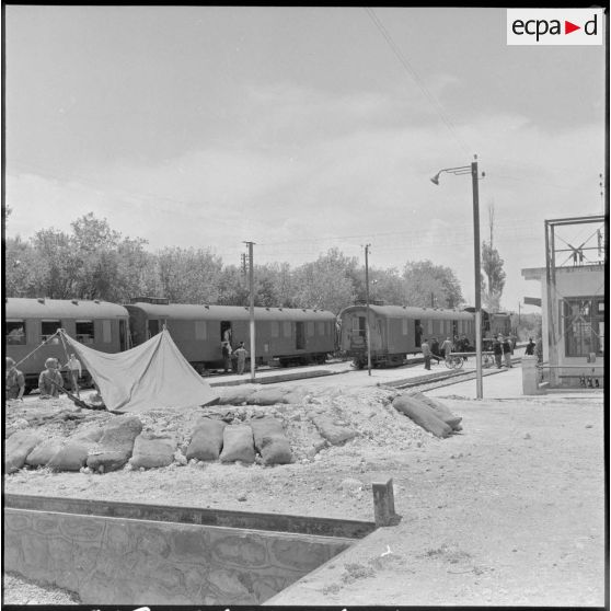 Gare ferroviaire aux environs de Turenne sur la voie ferrée de Tlemncen à Oujda.