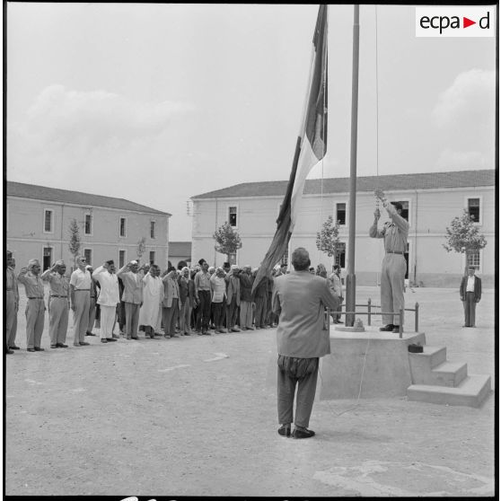 Le lever des couleurs.