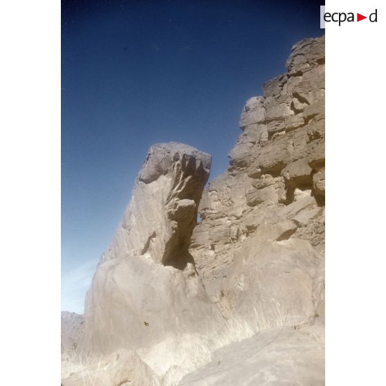 Fadnoun. Oued Djaret. [légende d'origine]