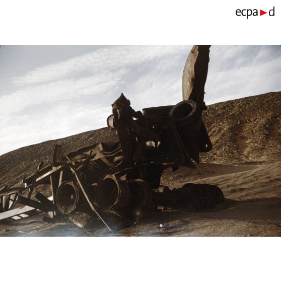 Tin Essaimed. [légende d'origine]