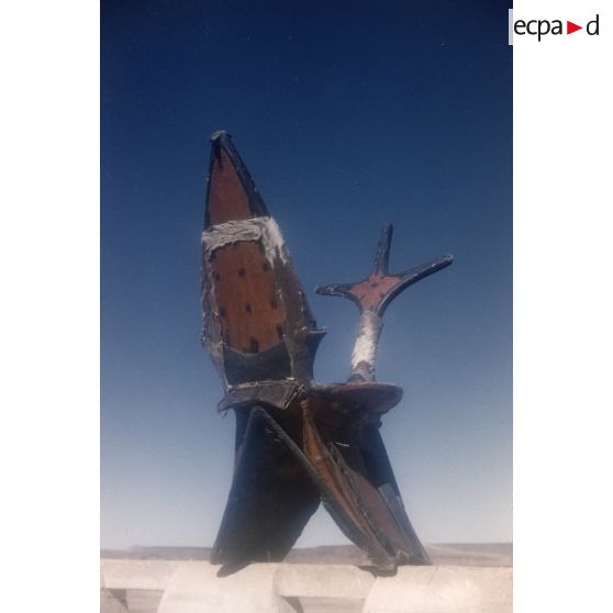 [Algérie, 1958-1961. Rahla, selle traditionnelle du dromadaire d'Afrique.]