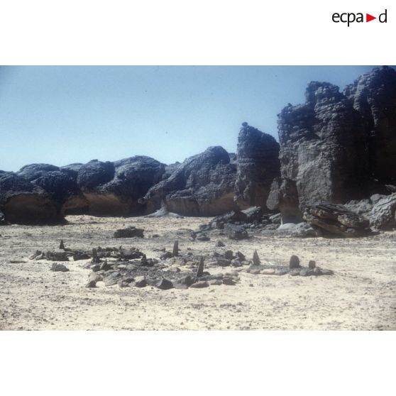 Tombes musulmanes. Iddô. [légende d'origine]