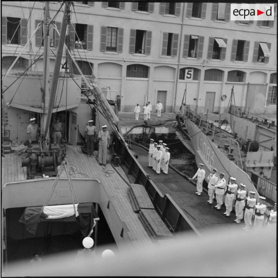 Levée de corps sur le pont du Garpeau.