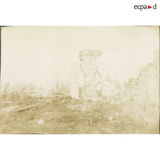 [Ruines, s.d.]