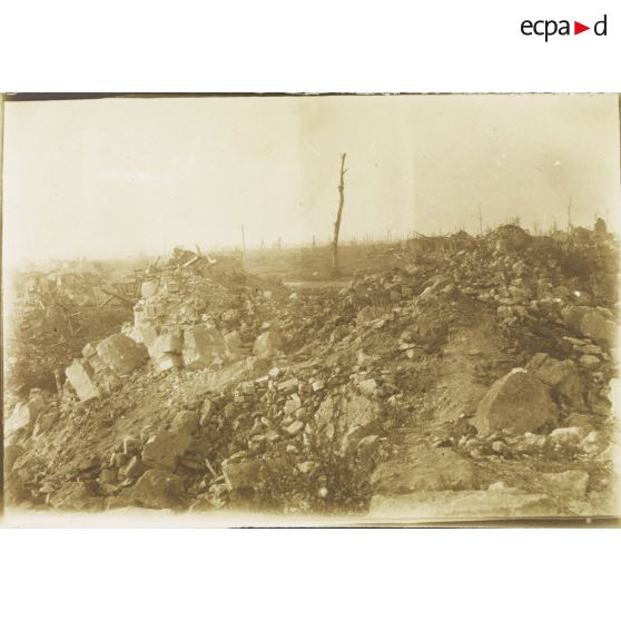[Ruines, s.d.]
