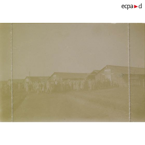 [Rassemblement au campement, s.d.]