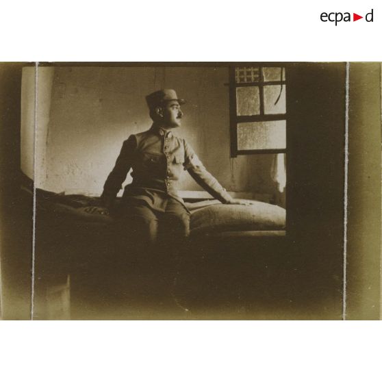 [Portrait de Jean Gélas sur un lit, s.d.]