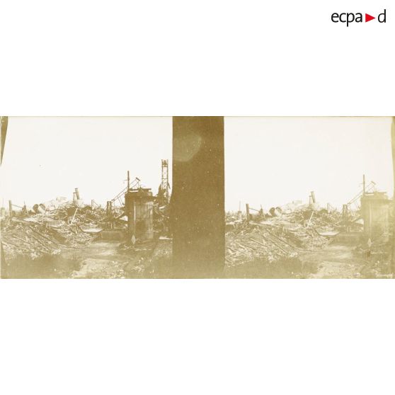 [Site industriel en ruines, s.d.]