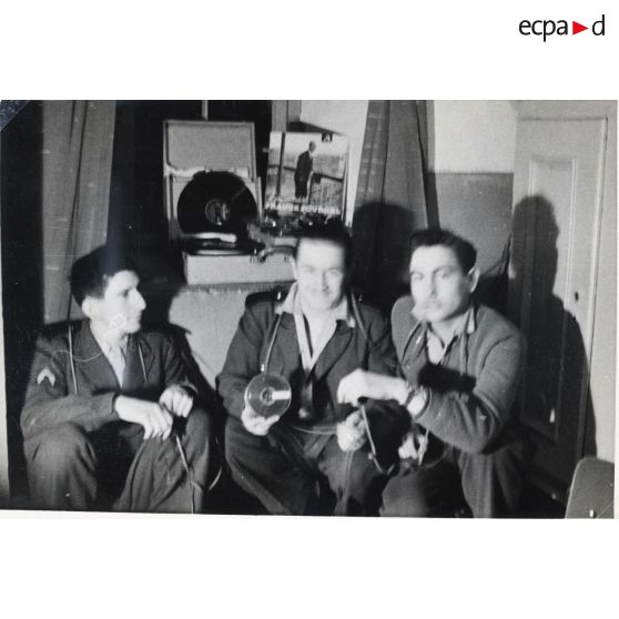 Franck Pourcel en fond sonore. Audition jugée fort satisfaisante, à l'unanimité !!!! [légende d'origine]