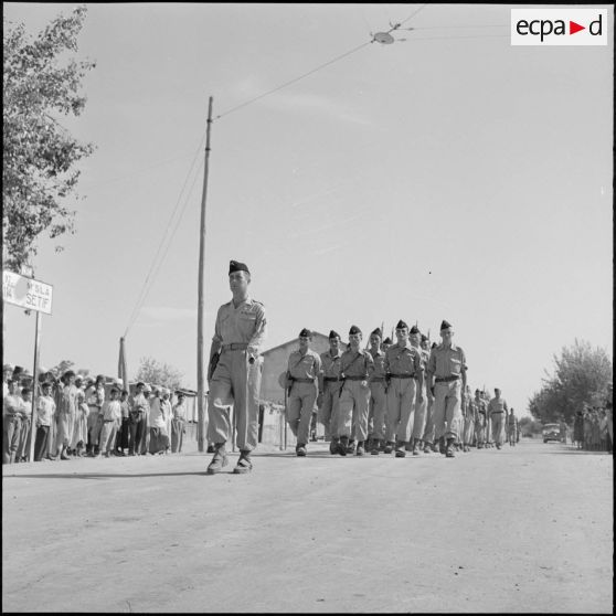 Le défilé du 47e BI.