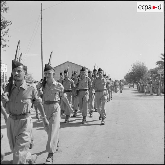 Le défilé du 47e BI.