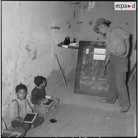 Le soldat Ponnies, instituteur.