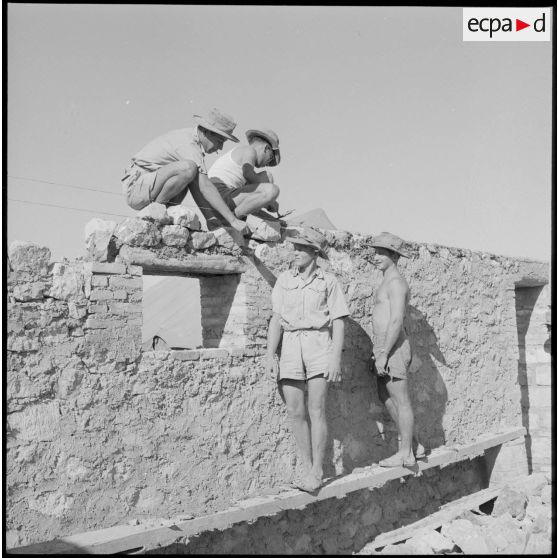 Réhabilitation d'un poste de surveillance à Ain Baden.