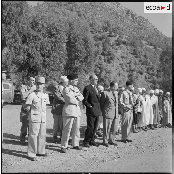 Les autorités présentes à la cérémonie.