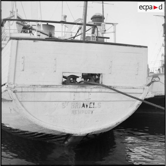 Vue de la poupe de l'Athos.