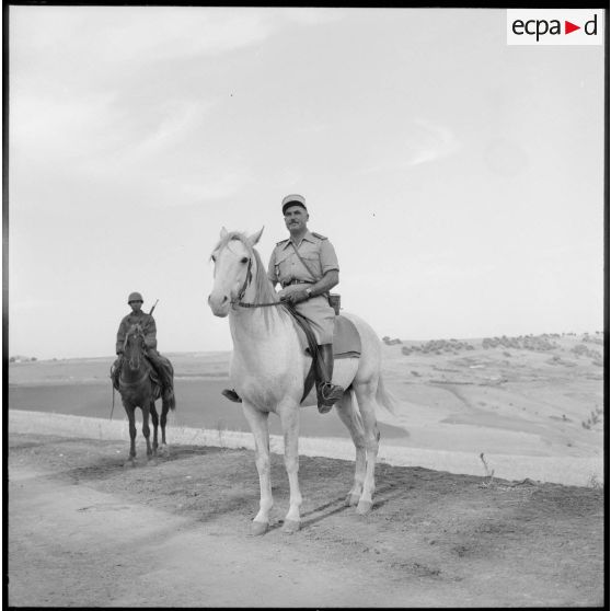Le lieutenant Marjolet de l'escadron monté du 15e GCN.