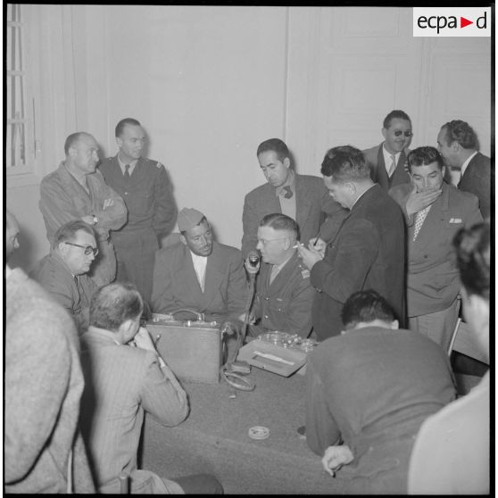 Vure générale de la conférence de presse.