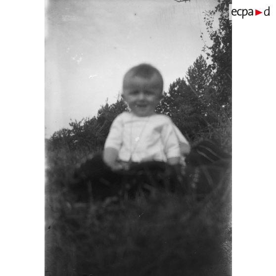 [Portrait d'un jeune enfant, s.d.]