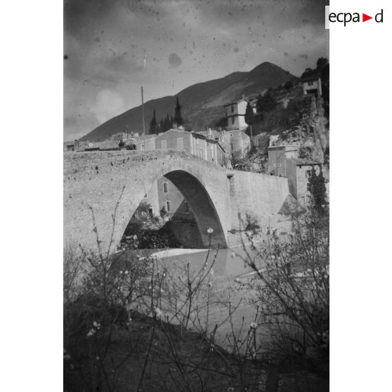 [Vue de village, s.d.]