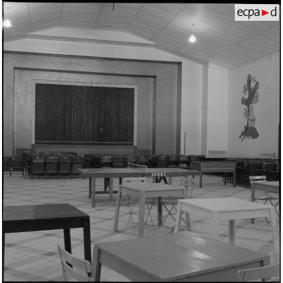 La scène du foyer sportif d'Aumale.