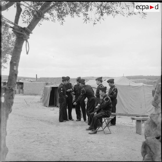 Un groupe de chasseurs du 20e BCP, Bled-es-Souani.
