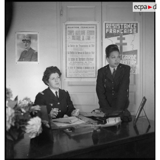 Joséphine Baker et le commandant Alla Dumesnil-Gillet.