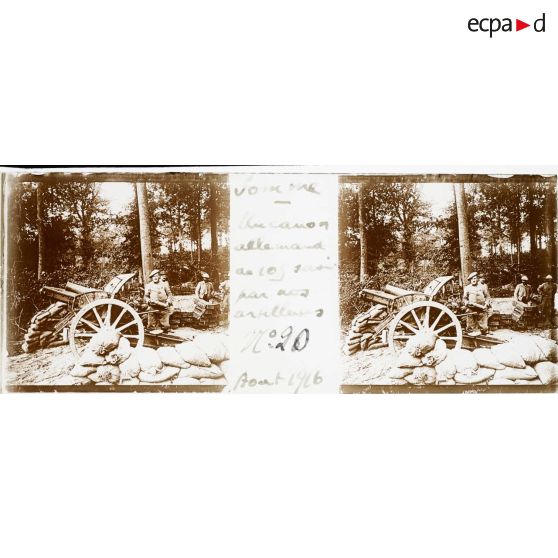 Somme - Un canon allemand de 105 saisi par nos artilleurs N°20 Aout 1916. [légende d'origine]