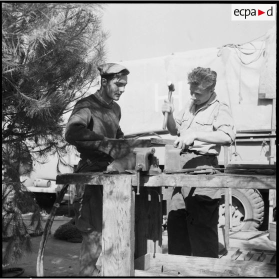 Vie quotidienne d'une unité de transmissions.