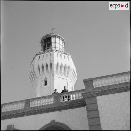 La tour du phare du cap Ivi.