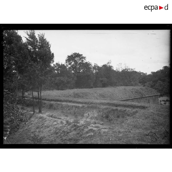Tranchées porte de Passy. [légende d'origine]