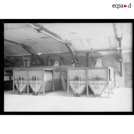 Les doubles blutoirs du Moulin de Javel. [légende d'origine]