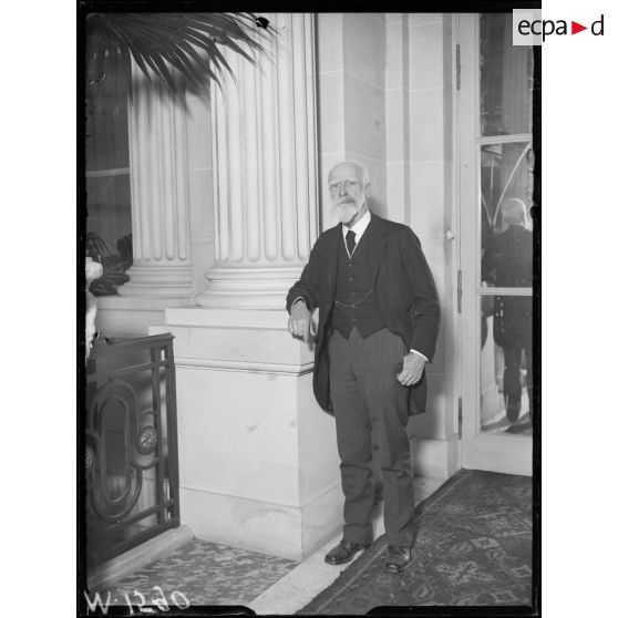 Portrait de Lord Bryce, diplomate britannique. [légende d'origine]