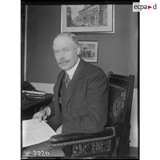 Paris, Son Excellence H. A. Bernoft ministre du Danemark. [légende d'origine]