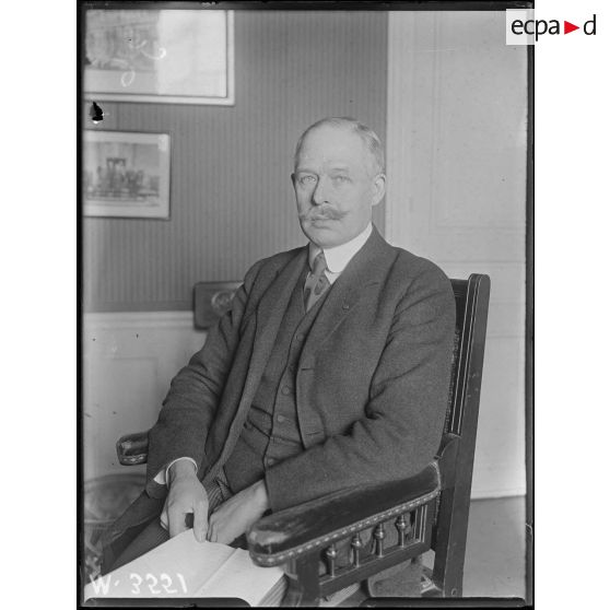 Paris, Son Excellence H. A. Bernoft ministre du Danemark. [légende d'origine]