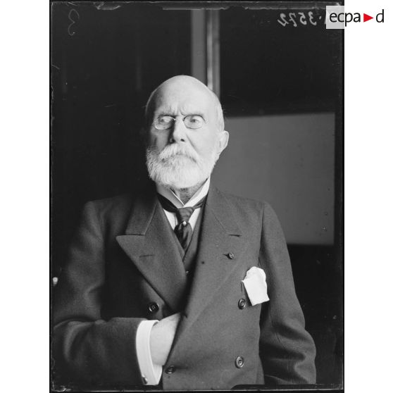 Paris, Son Excellence Monsieur Léon Castillo. Ambassadeur d'Espagne. [légende d'origine]