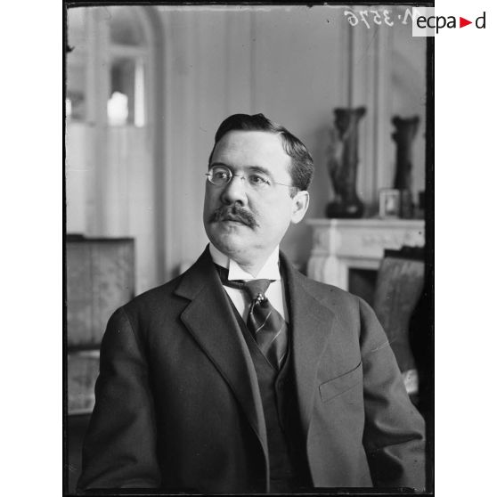 Paris, Monsieur J. A. Arengo, ministre de la République du Panama. [légende d'origine]